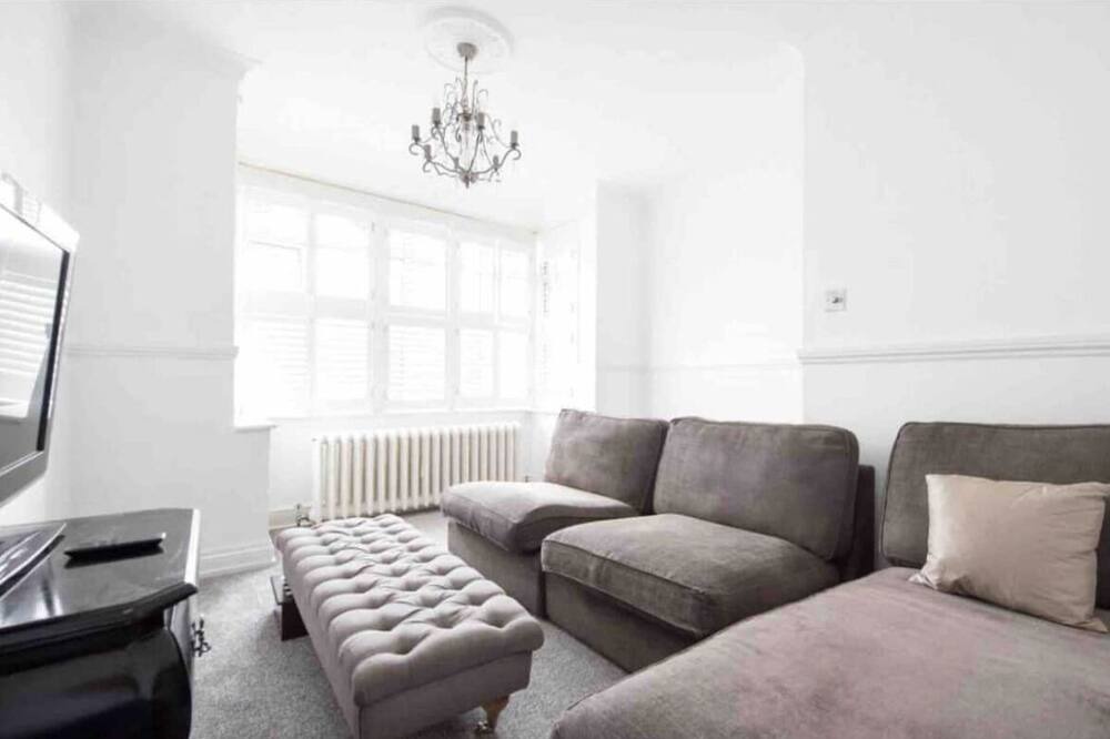 Photo of Livingroom in Mawneys