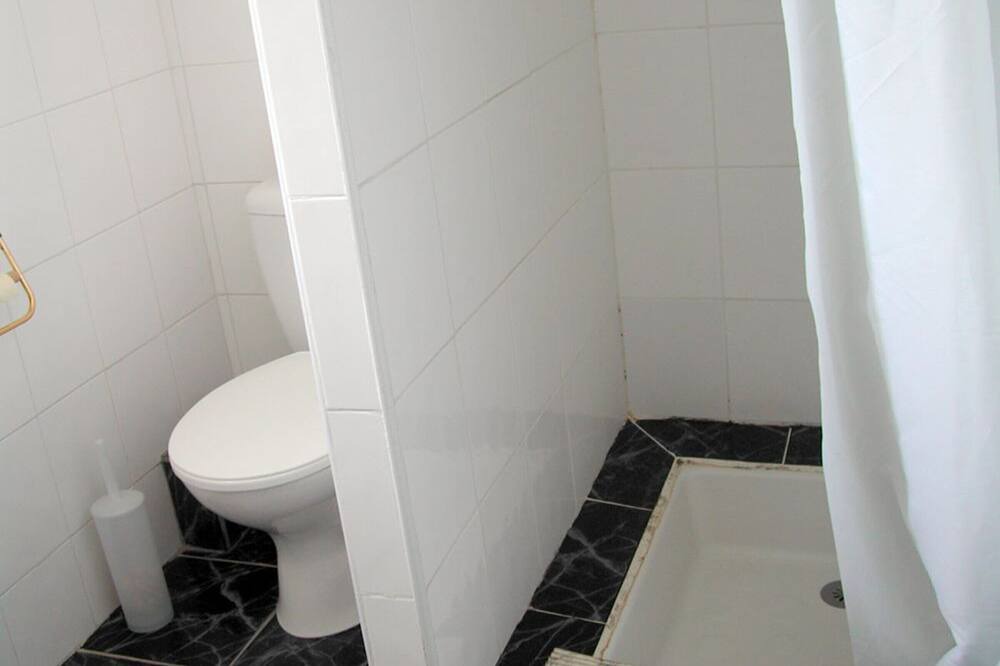 Photo of Bathroom in Maleville