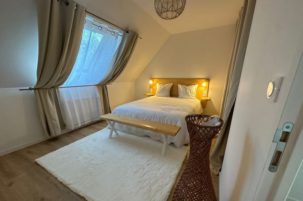 Photo of Bedroom in Criquebeuf-sur-Seine