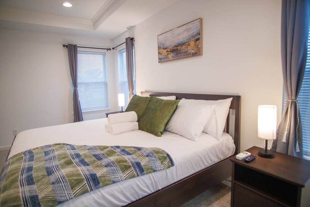 Photo of Bedroom in Acton