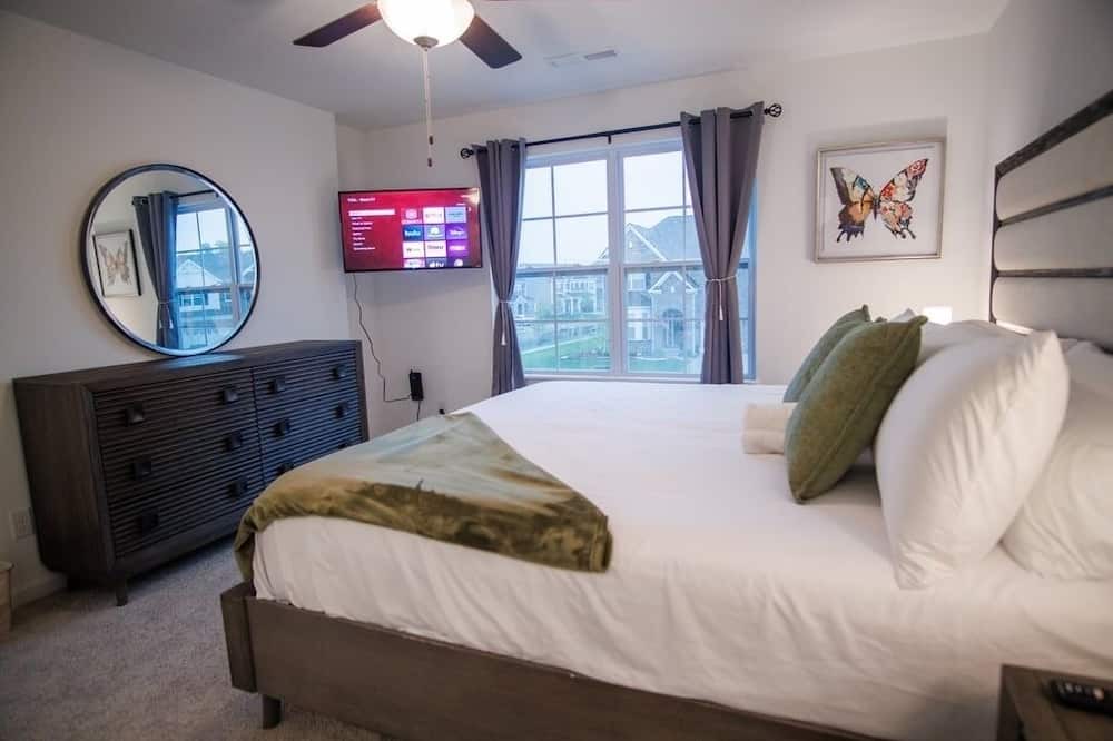 Photo of Bedroom in Acton