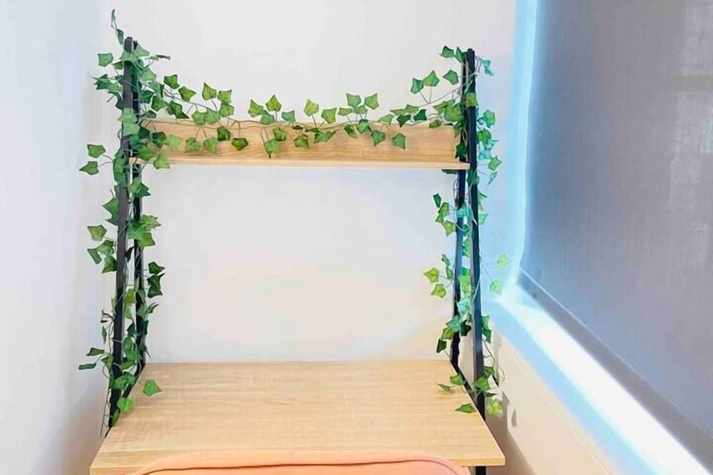 Photo of Others in Downtown Hartford