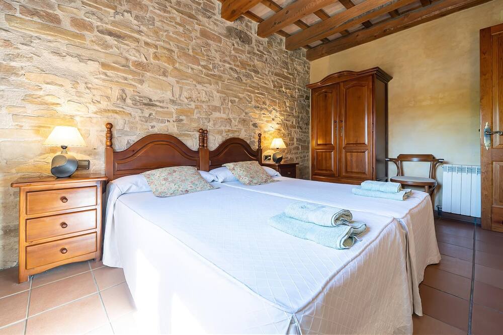Photo of Bedroom in Conesa