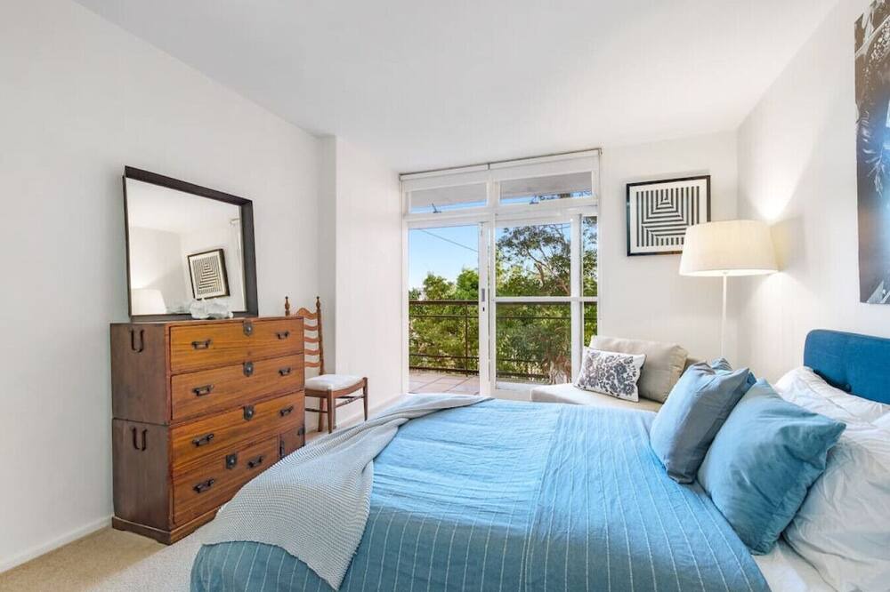 Photo of Others in Darling Point