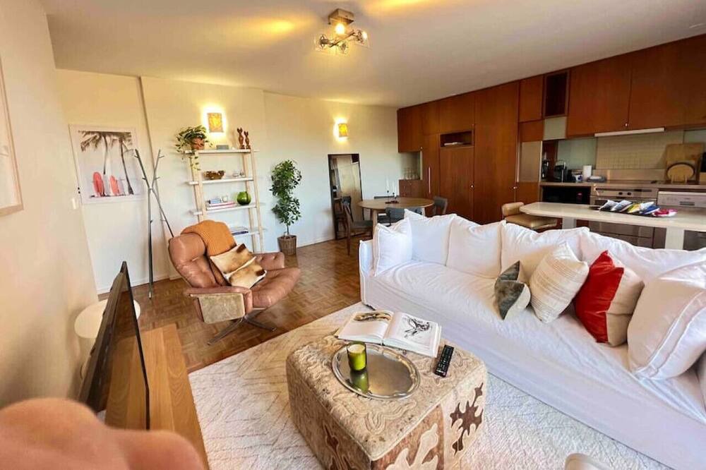 Photo of Others in Darling Point