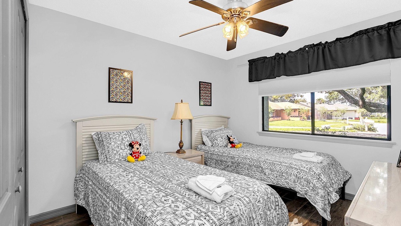 Photo of Others in Goldenrod