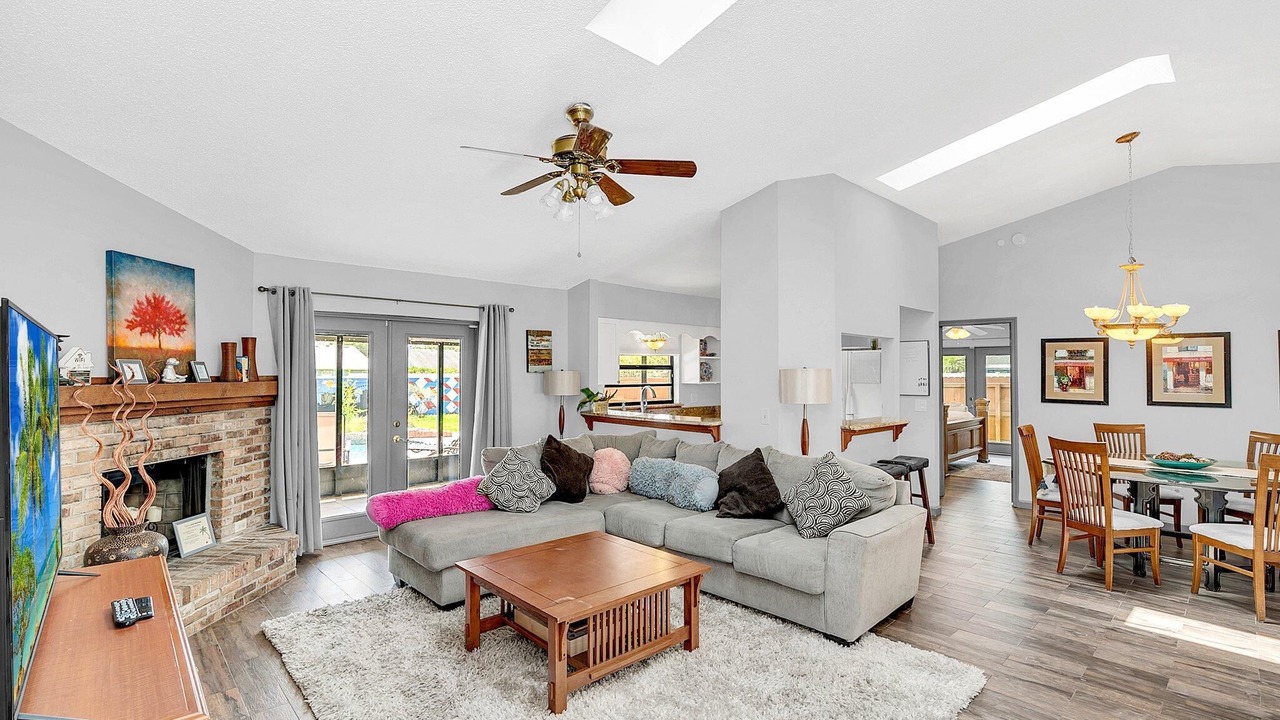 Photo of Others in Goldenrod