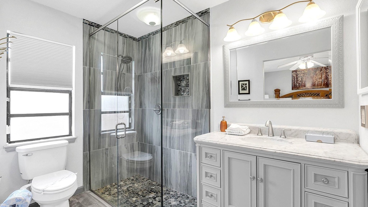 Photo of Others in Goldenrod