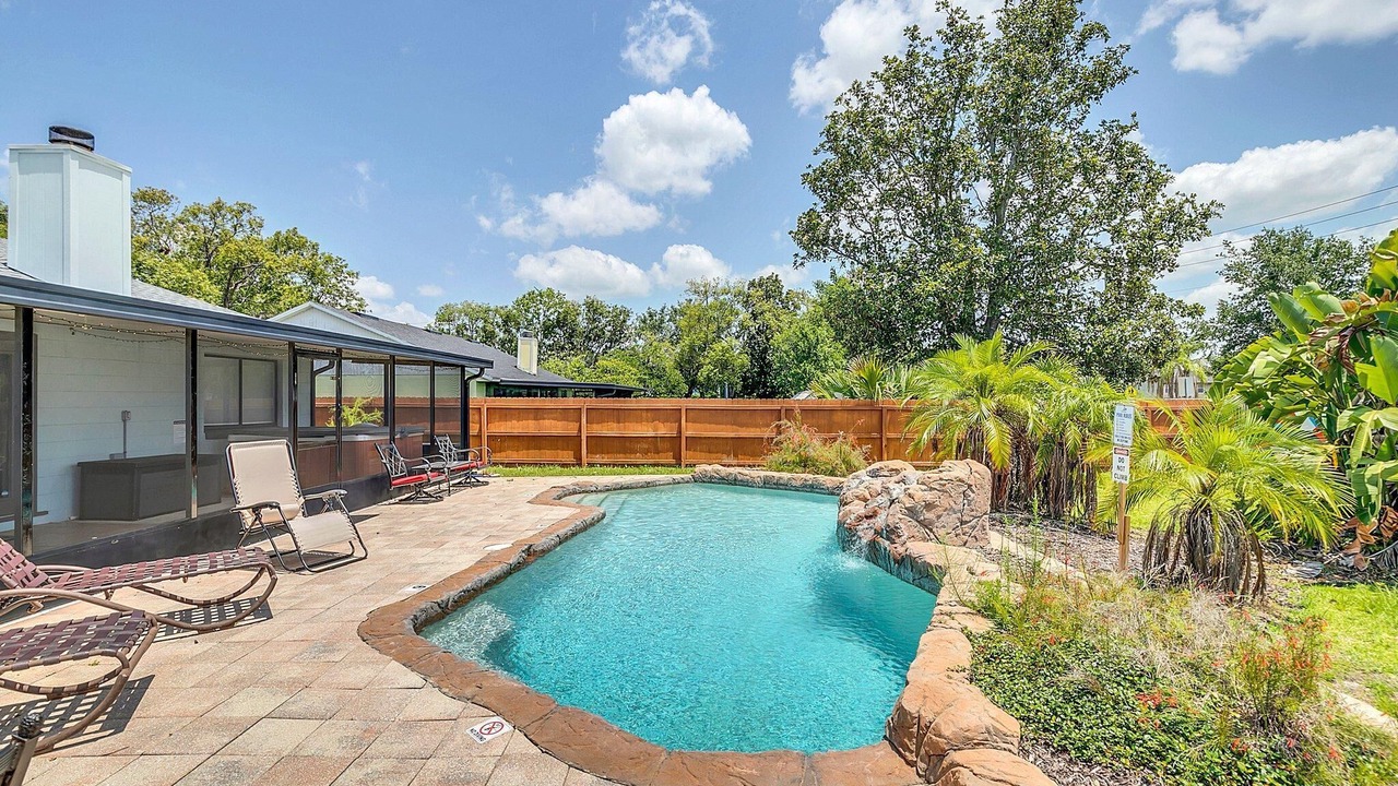 Photo of Others in Goldenrod