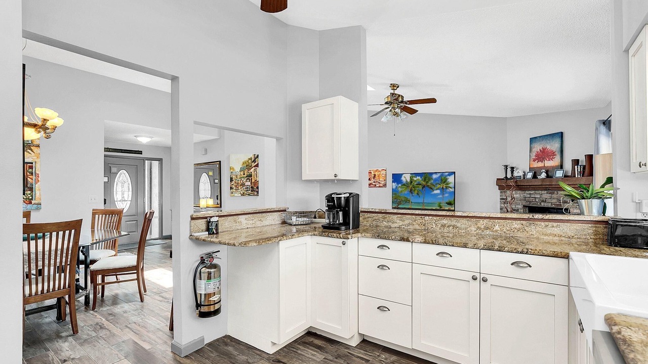 Photo of Others in Goldenrod