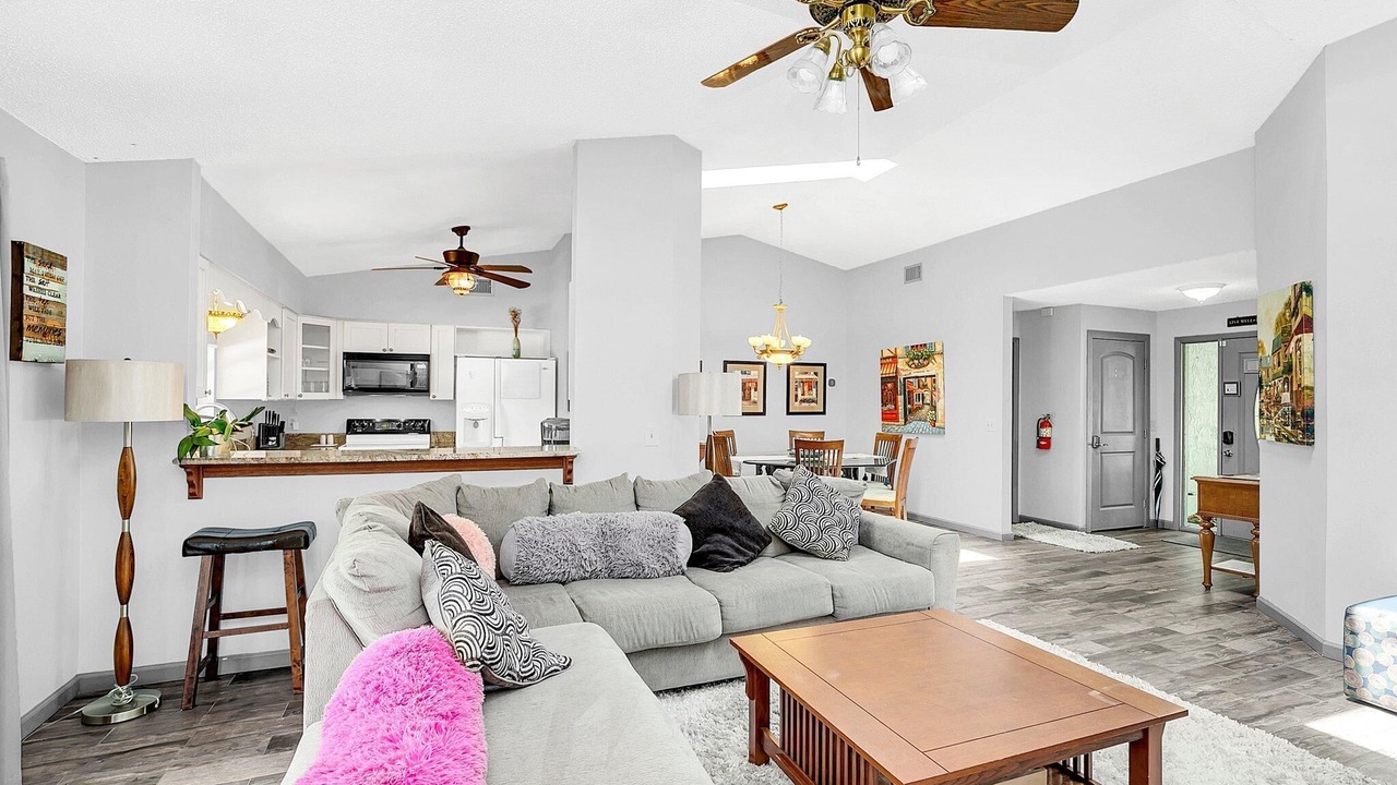 Photo of Others in Goldenrod