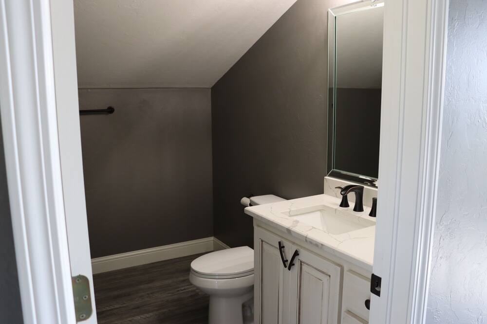 Photo of Bathroom in Coleman