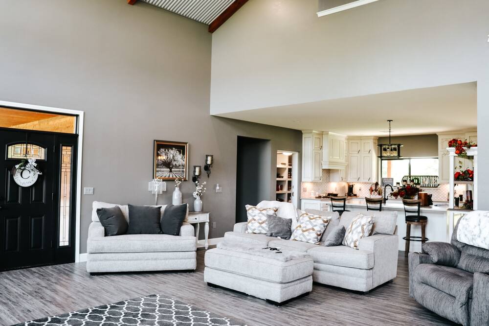 Photo of Livingroom in Coleman
