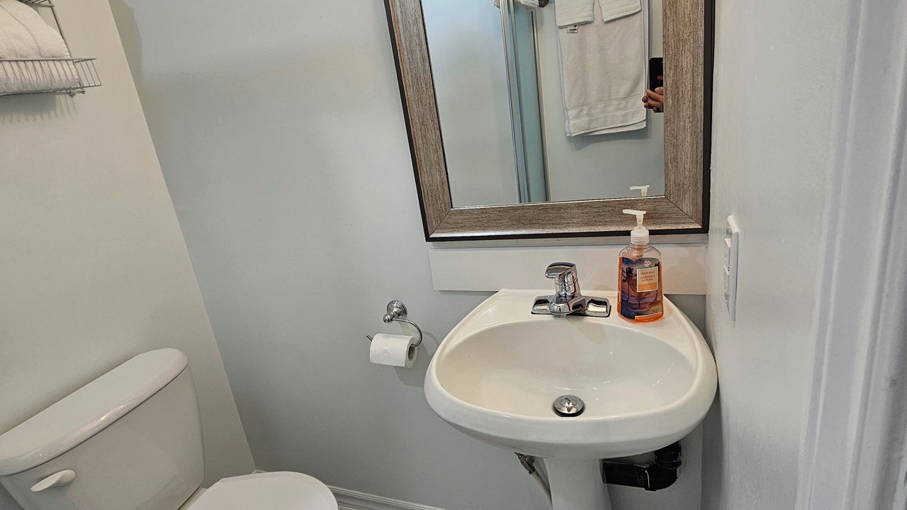 Photo of Bathroom in Summerside
