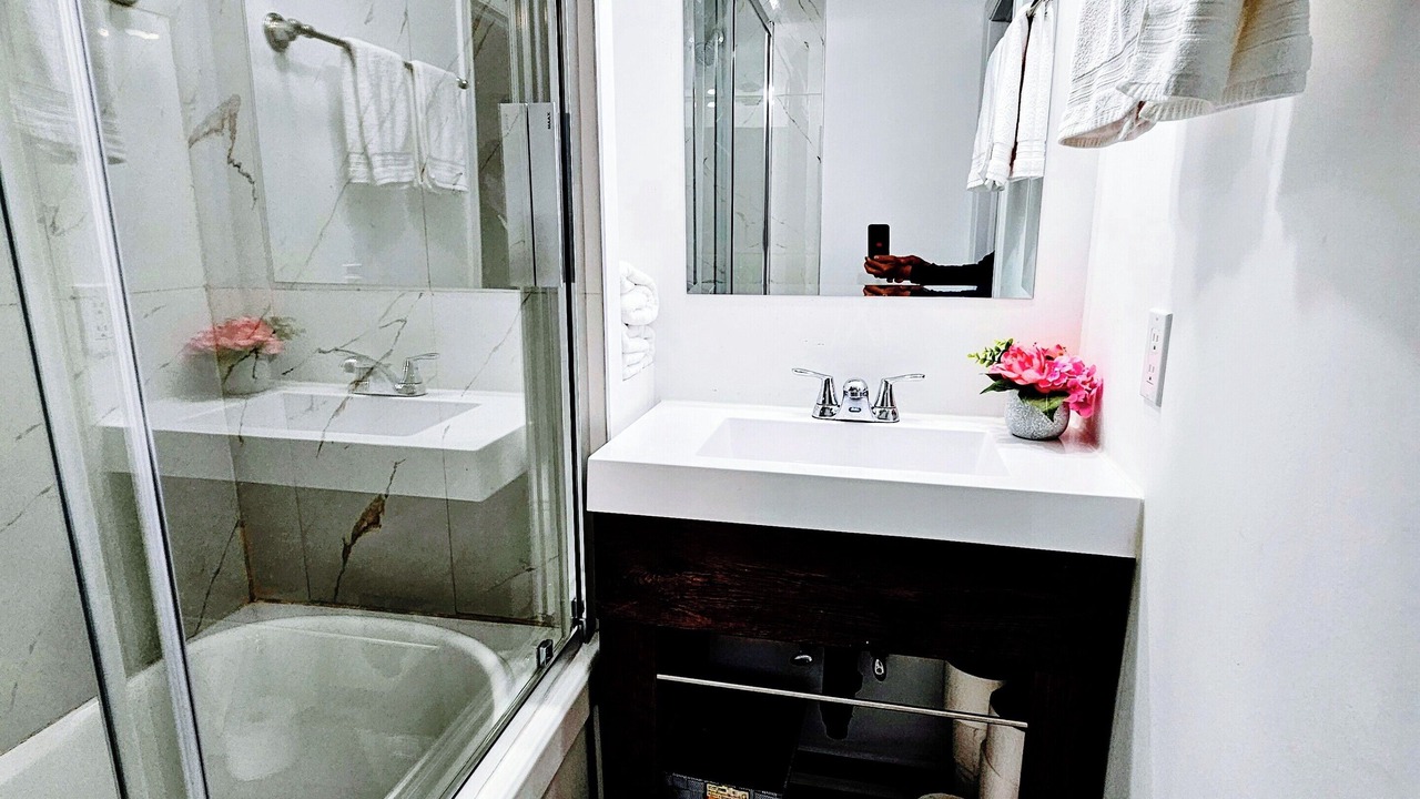 Photo of Bathroom in Summerside