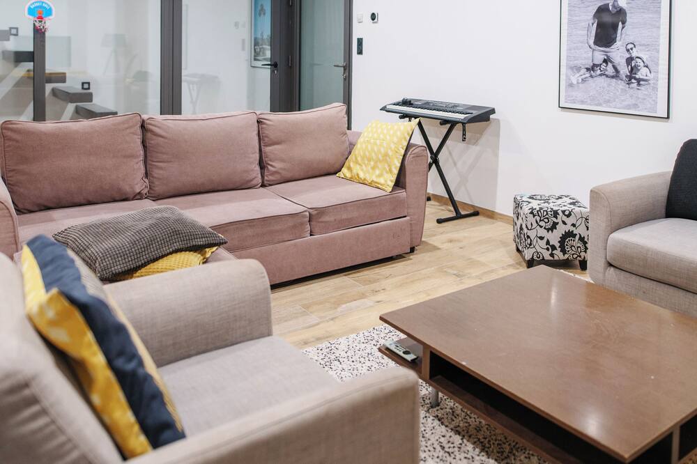 Photo of Livingroom in Saint-Jean-de-Vedas