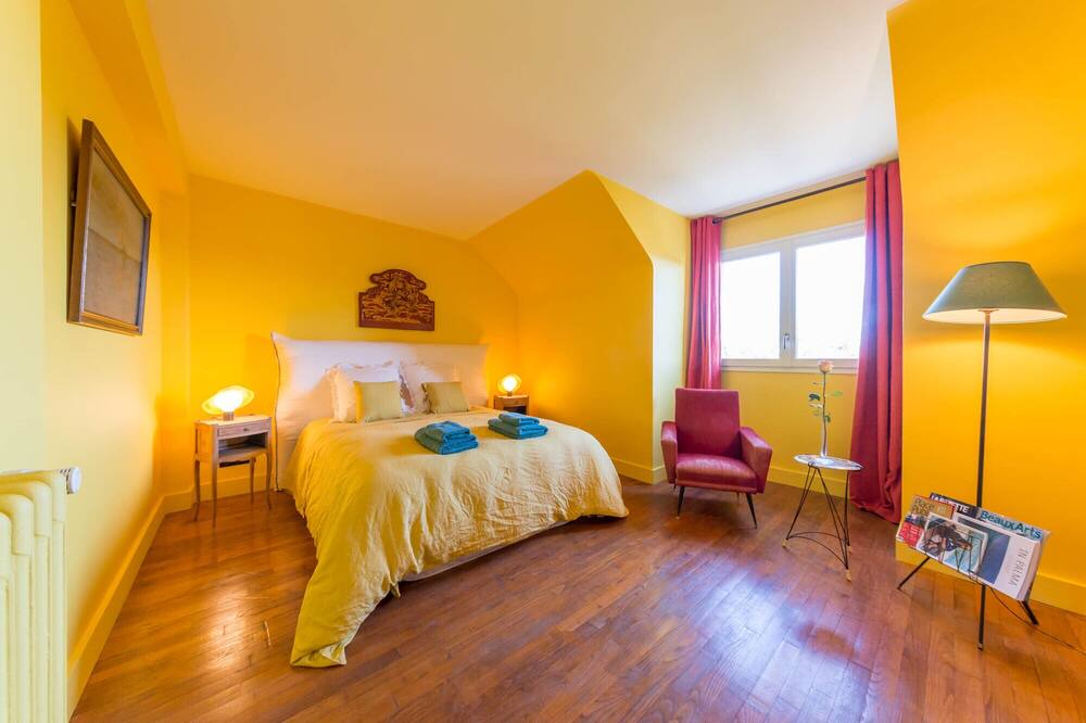 Photo of Bedroom in Dol-de-Bretagne