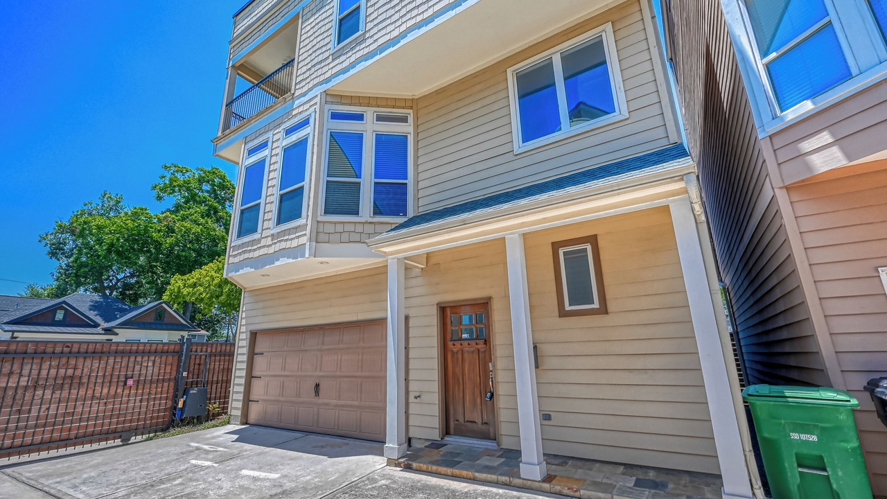 Photo of Patio Balcony in Greater Heights