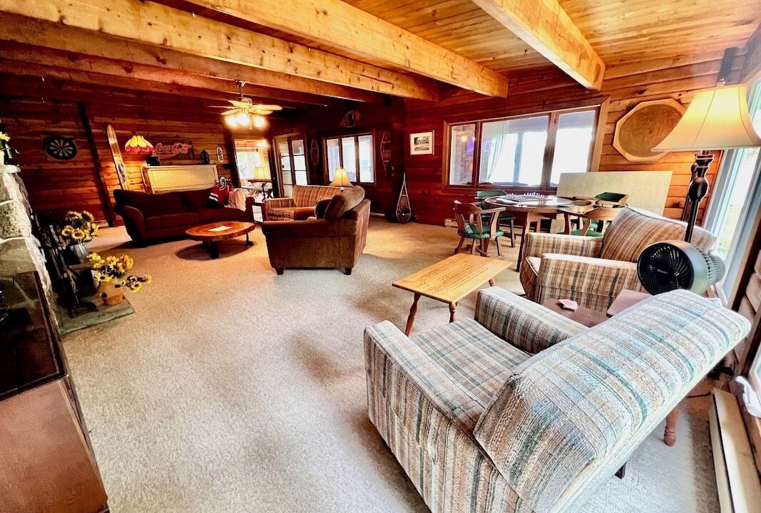 Photo of Livingroom in Coboconk