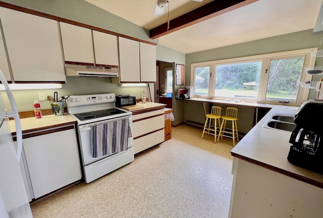 Photo of Kitchen in Coboconk