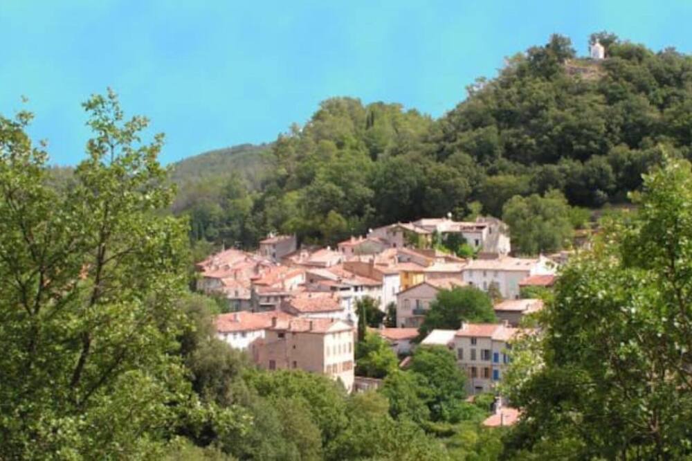 Photo of Outdoor in Meounes-les-Montrieux