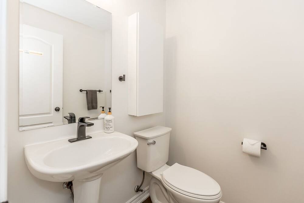 Photo of Bathroom in Unionville