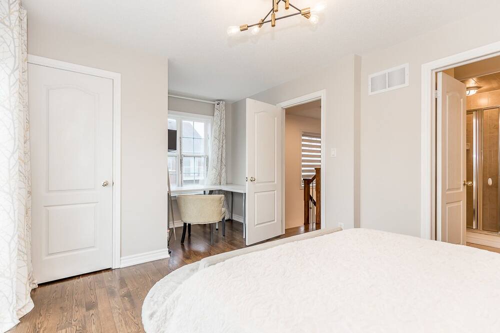 Photo of Bedroom in Unionville