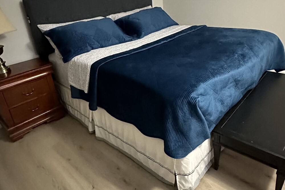 Photo of Bedroom in Tiverton