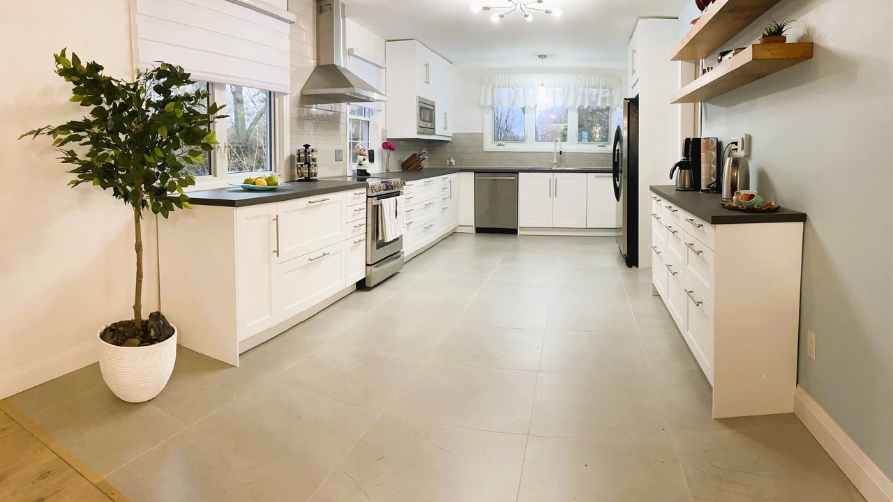 Photo of Kitchen in Dunnville