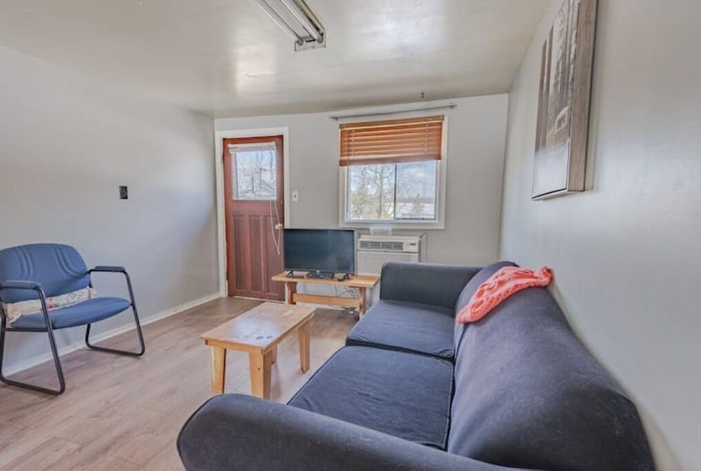 Photo of Livingroom in Frontenac