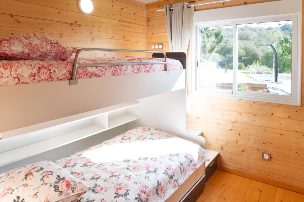 Photo of Bedroom in Lezignan-la-Cebe