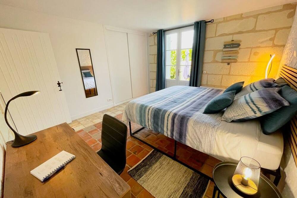 Photo of Bedroom in Genille