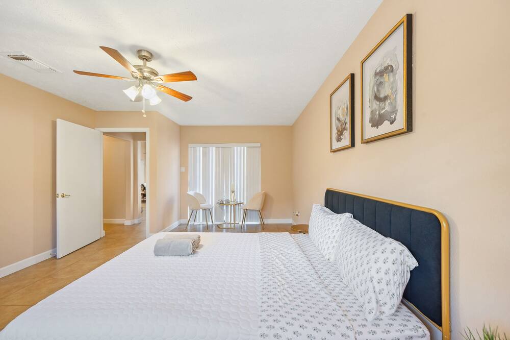 Photo of Bedroom in Meadows Place