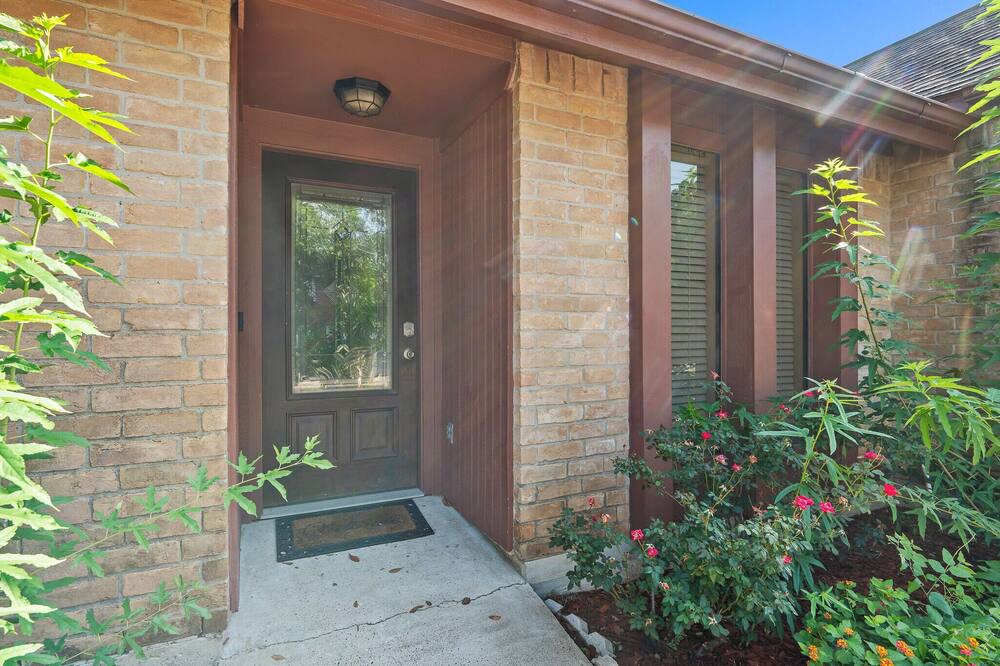 Photo of Outdoor in Meadows Place