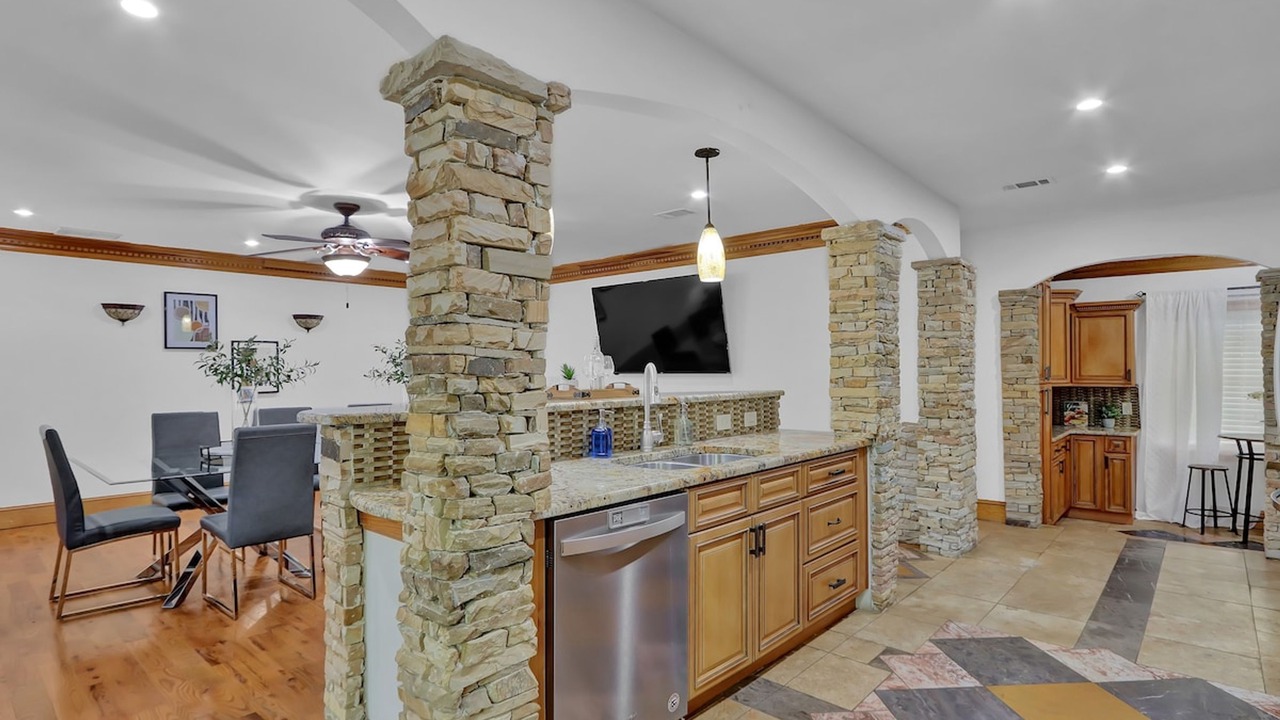 Photo of Others in North Brookhaven