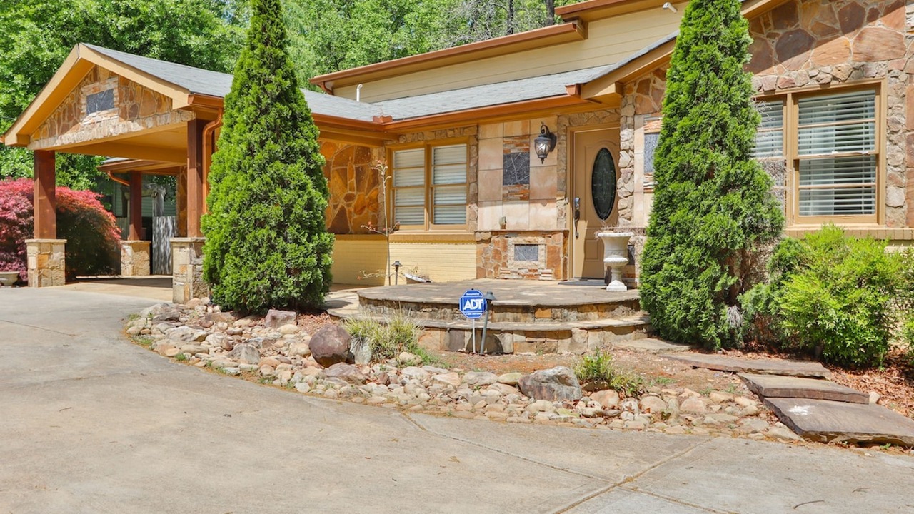 Photo of Others in North Brookhaven