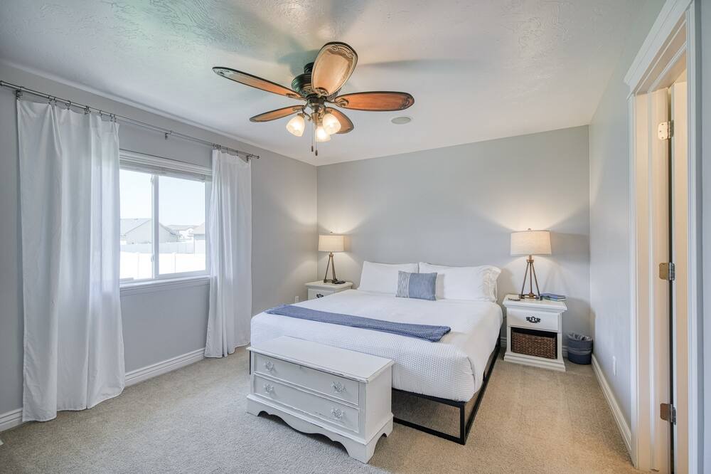 Photo of Bedroom in Ammon