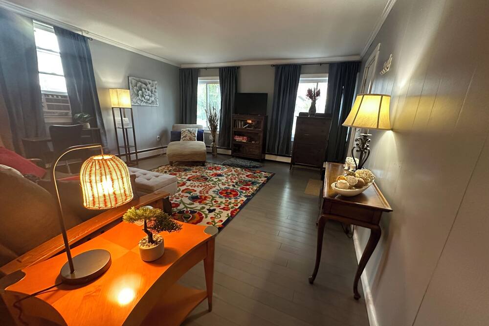 Photo of Bedroom in South Rockwood
