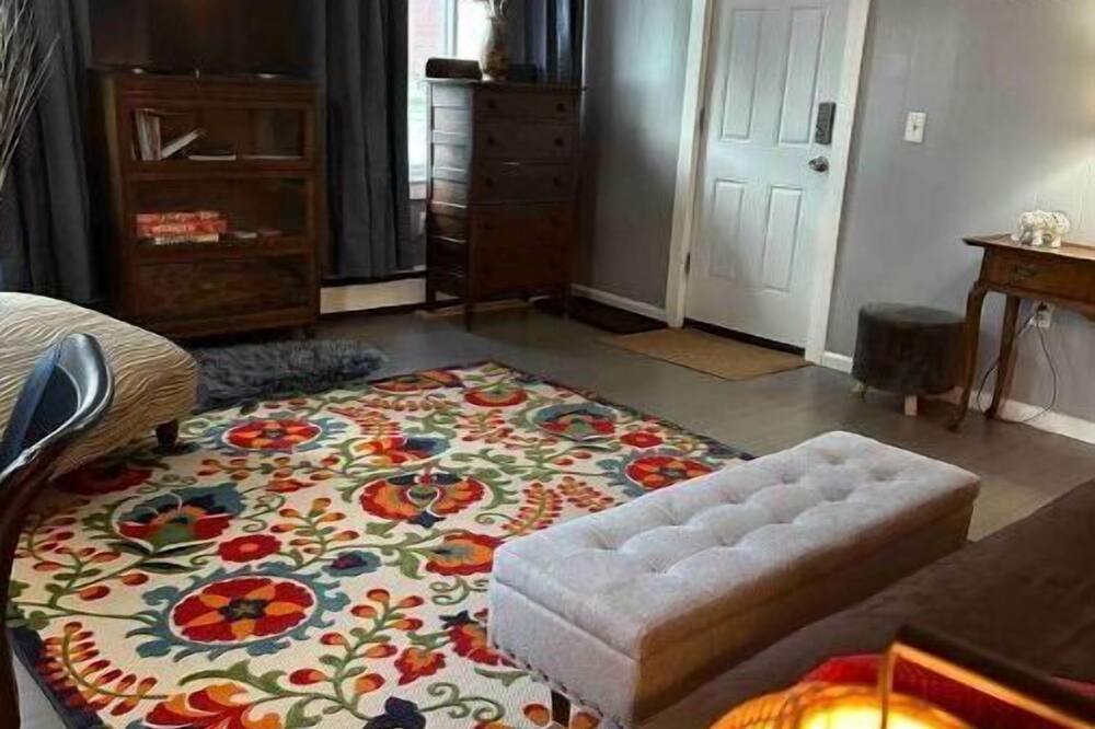 Photo of Bedroom in South Rockwood