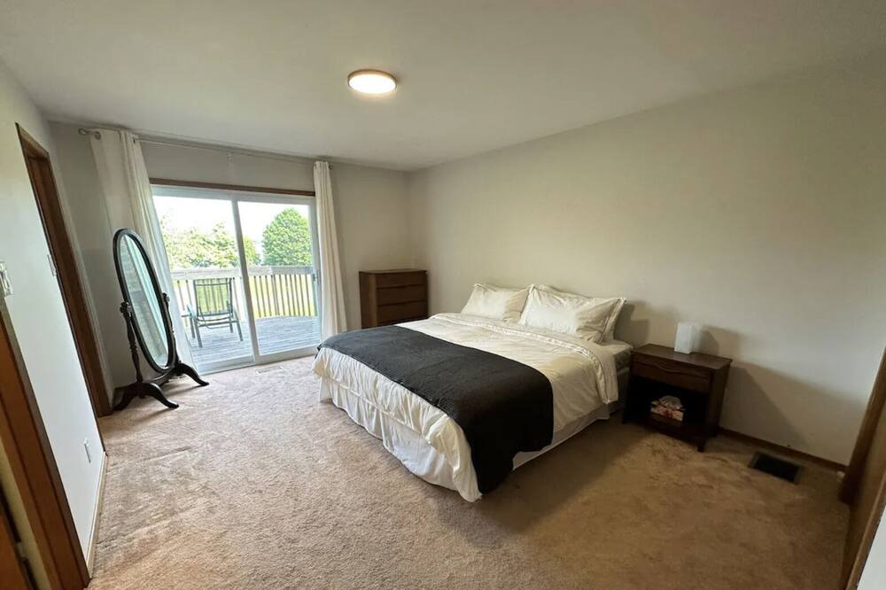 Photo of Bedroom in Lindsay