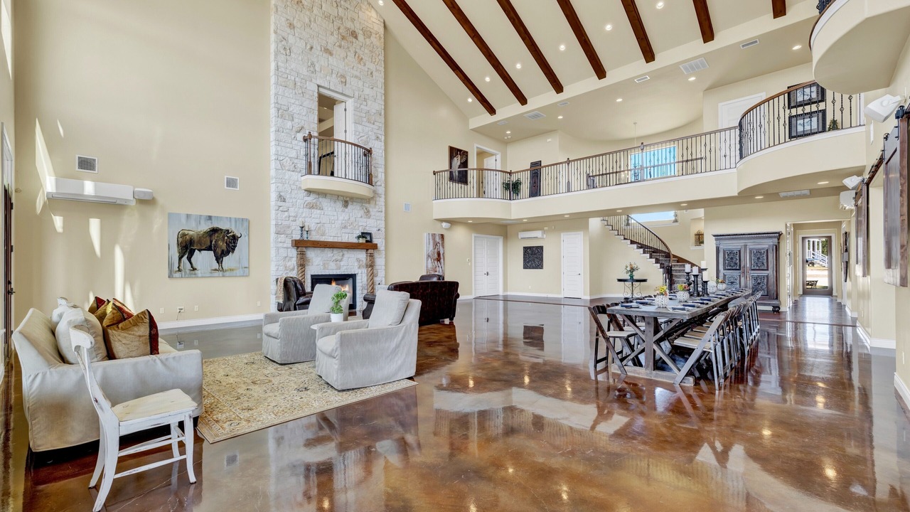 Photo of Livingroom in Dripping Springs