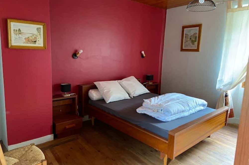 Photo of Bedroom in Guran