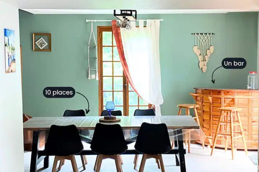 Photo of Others in Guran