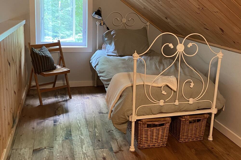 Photo of Bedroom in Blue Sea