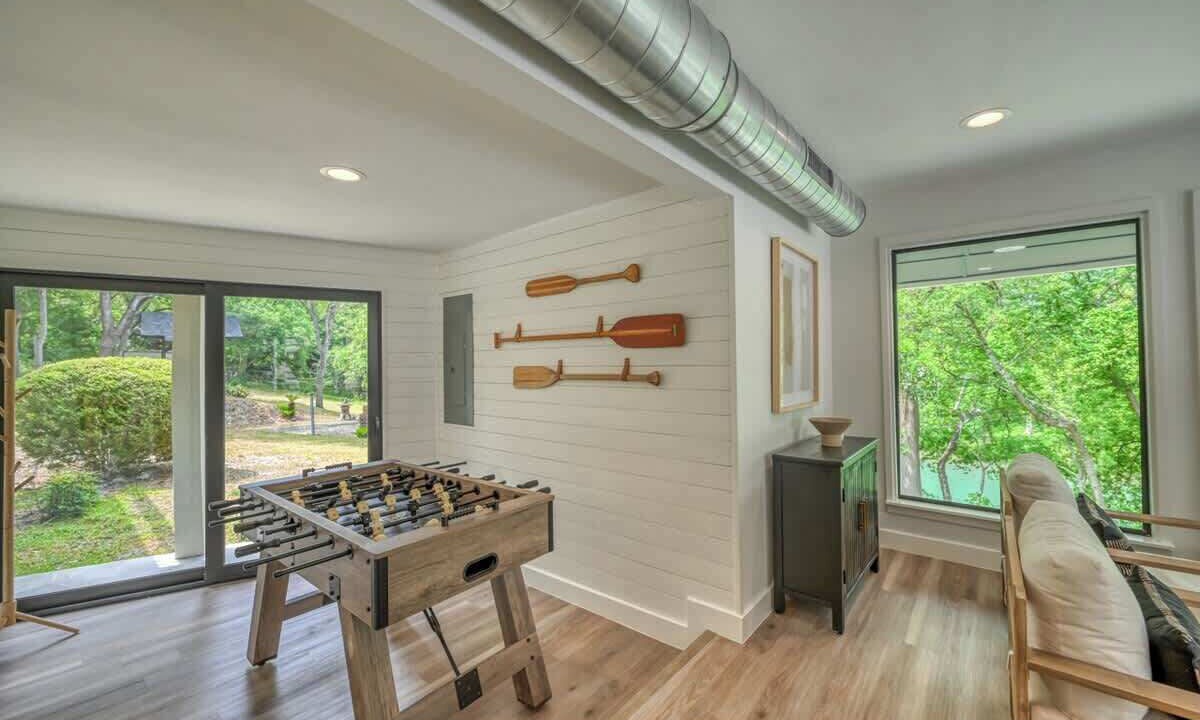 Photo of Bedroom in Canyon Lake