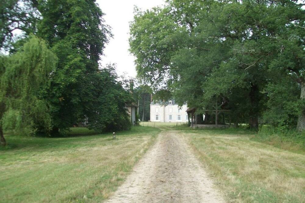 Photo of Outdoor in Ligny-le-Ribault