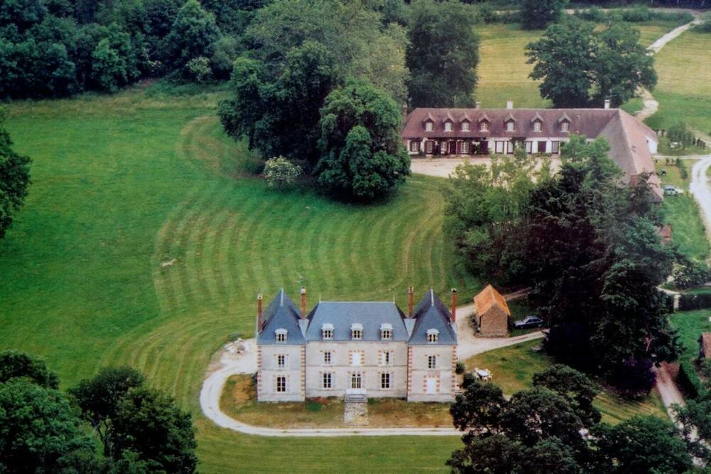 Photo of Outdoor in Ligny-le-Ribault