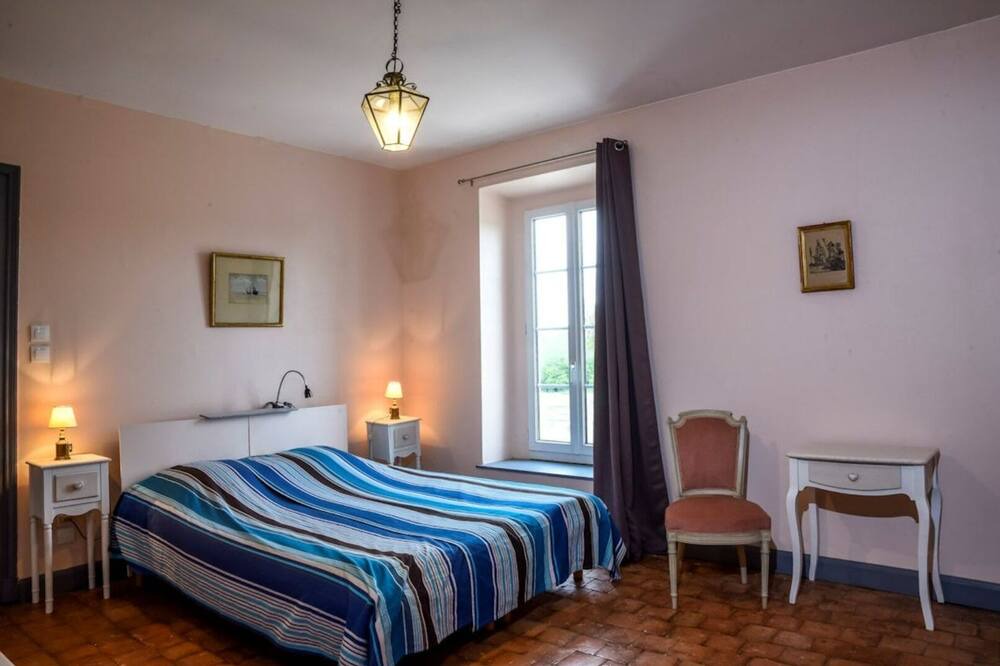 Photo of Bedroom in Ligny-le-Ribault