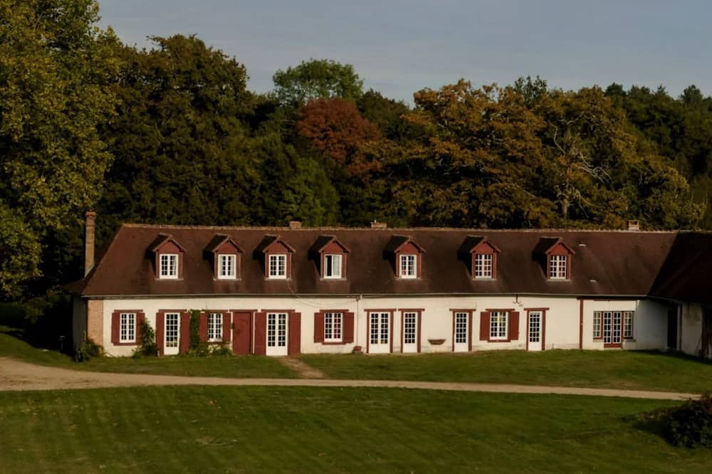 Photo of Outdoor in Ligny-le-Ribault