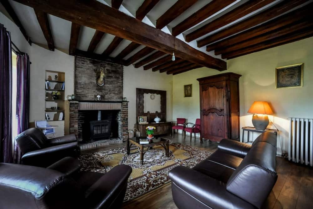 Photo of Livingroom in Ligny-le-Ribault